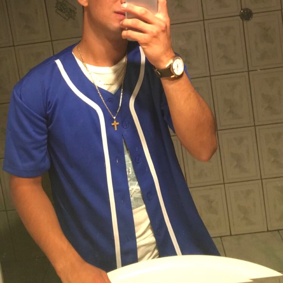 Meet your Posher, Cesar - Picture 1 of 1